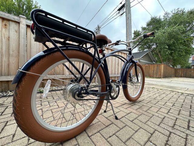 Fat tires and a cushy saddle make for a nice ride. The kickstand also rules.