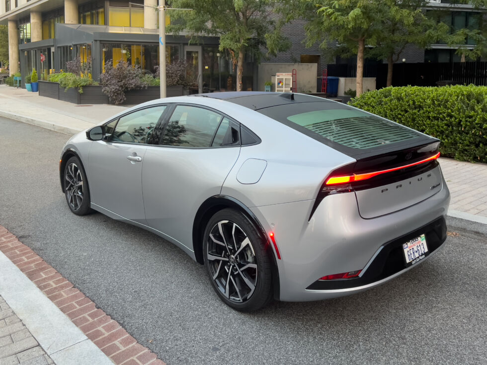 Aero, not cash, rules everything around the Prius Prime.